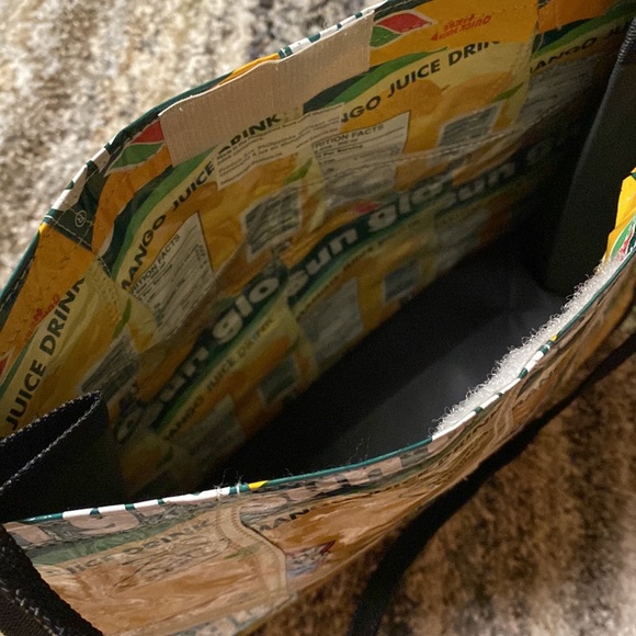 Sun Glo Mango Juice Bag - Picture 2 of 9